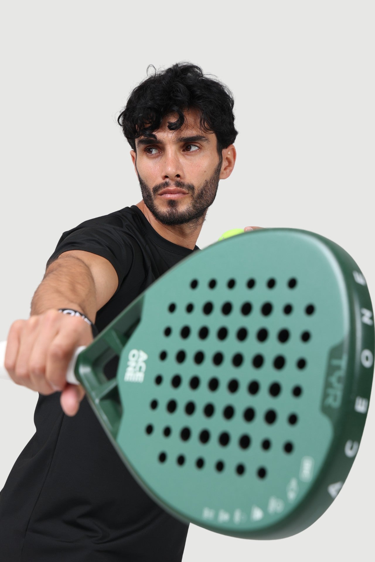 Raquette padel ACE ONE TŸR Green détail manche et grip