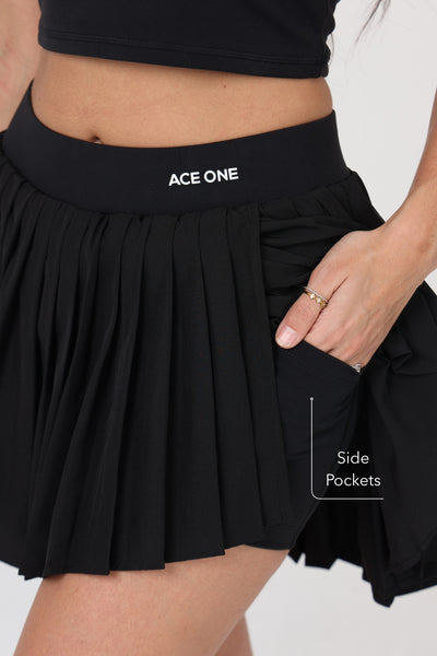 Jupe padel ACE ONE noire détail short intérieur intégré